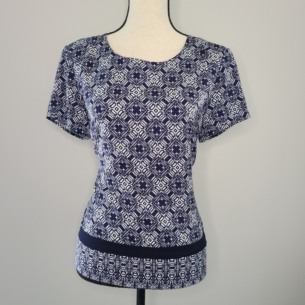 🍉 J Crew Blue White Polyester Shirt Medium